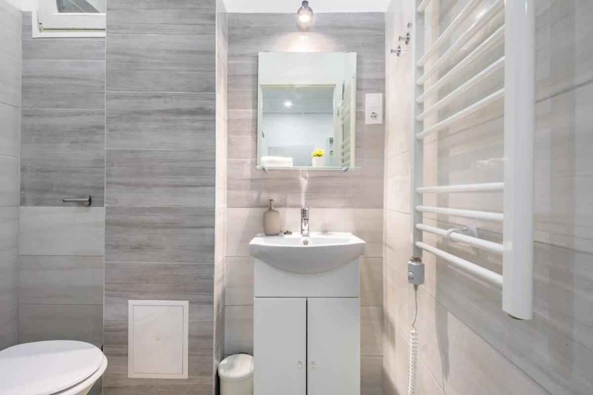 Extreme Central - Ultra Mini Studio Budapest Eksteriør bilde